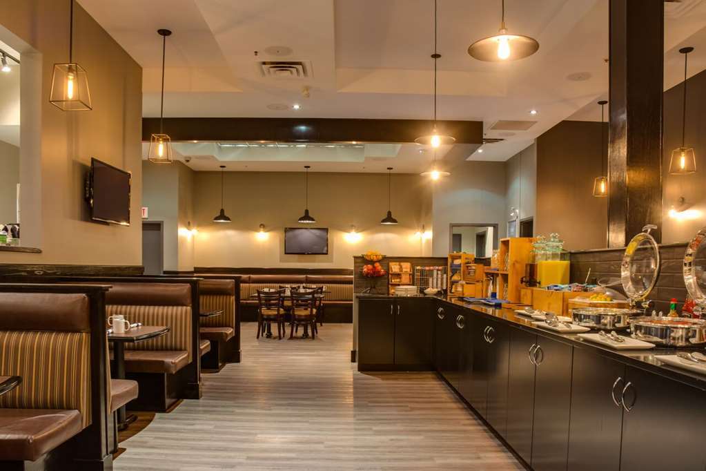 Peavine Inn & Suites High Prairie المطعم الصورة